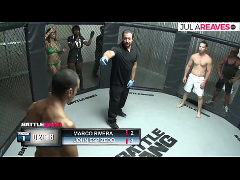 ❤️ Ο Ultimate Fighter γαμάει ένα κορίτσι αμέσως μετά από έναν αγώνα στο ρινγκ Γαμημένο βίντεο ☑